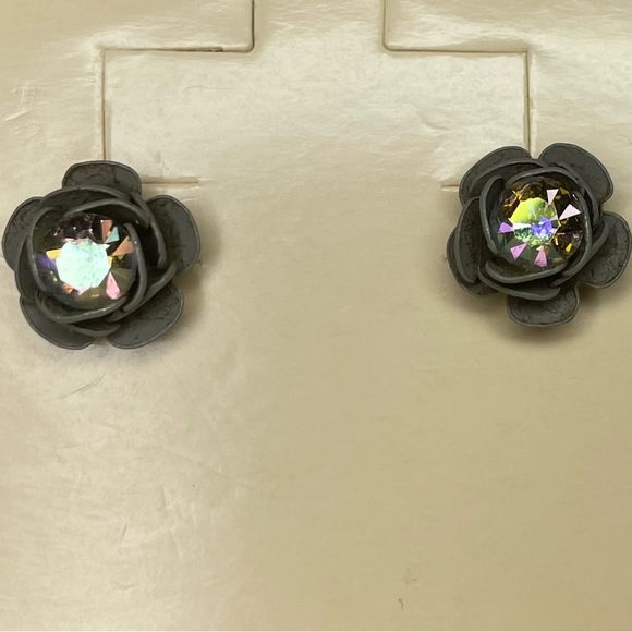 NWOT Designer MICHAL NEGRIN Swarovski Crystal Flower Stud Earrings - Picture 5 of 8